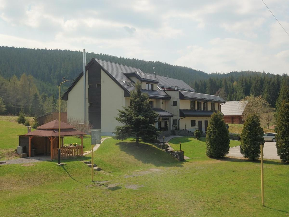 Penzion Vodar Hotel Donovaly Exterior photo